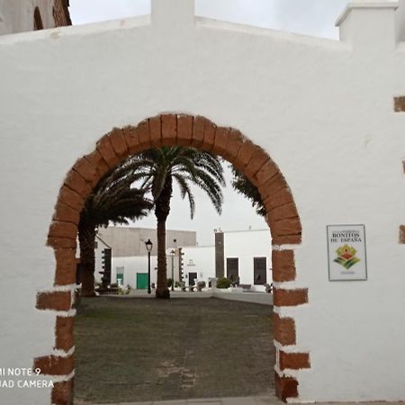 Precioso Apartamento Con Terraza En Teguise Apartment Teguise  Luaran gambar