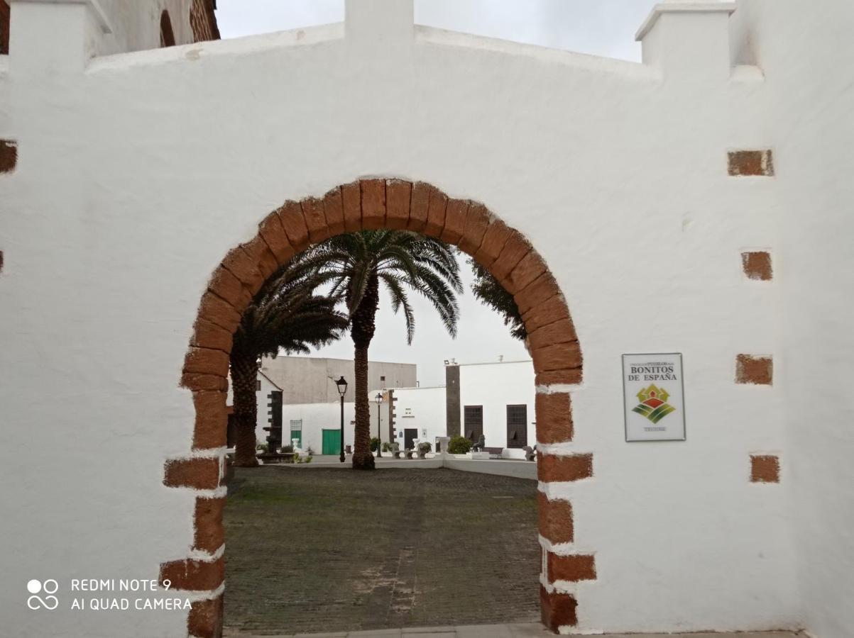 Precioso Apartamento Con Terraza En Teguise Apartment Teguise  Luaran gambar