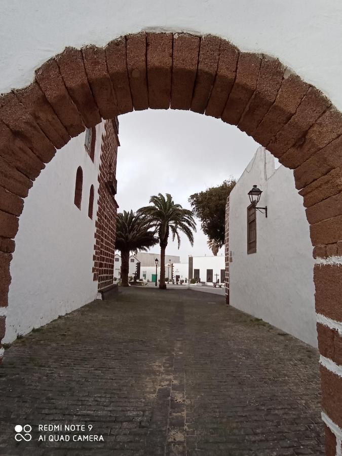 Precioso Apartamento Con Terraza En Teguise Apartment Teguise  Luaran gambar